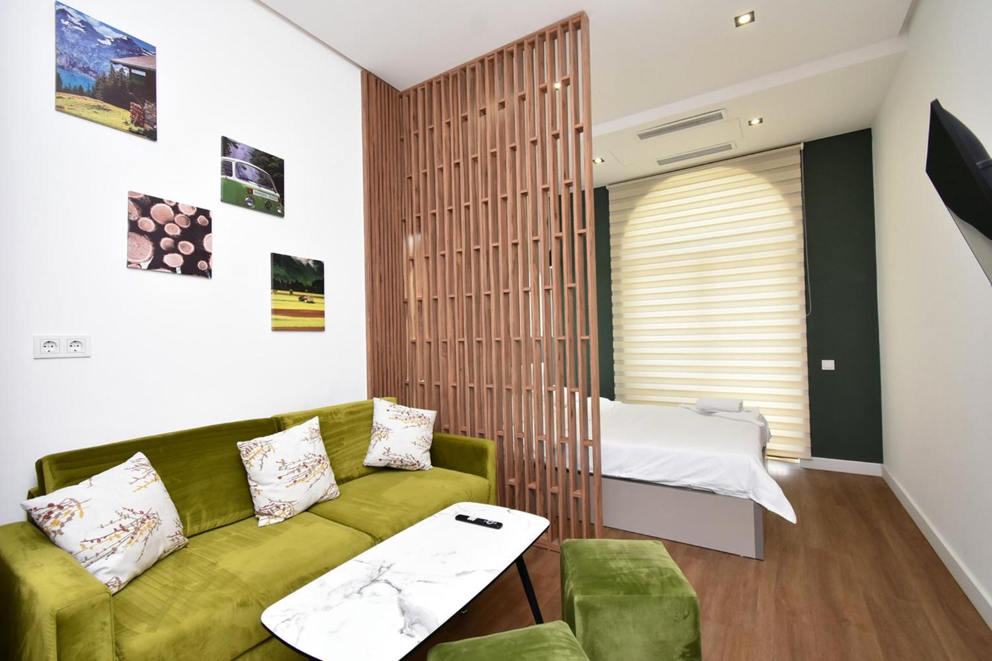 Aparthotel Aygestan Plaza Ereván Exterior foto